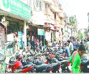 ten thousand rupees fine on four bussinessman
